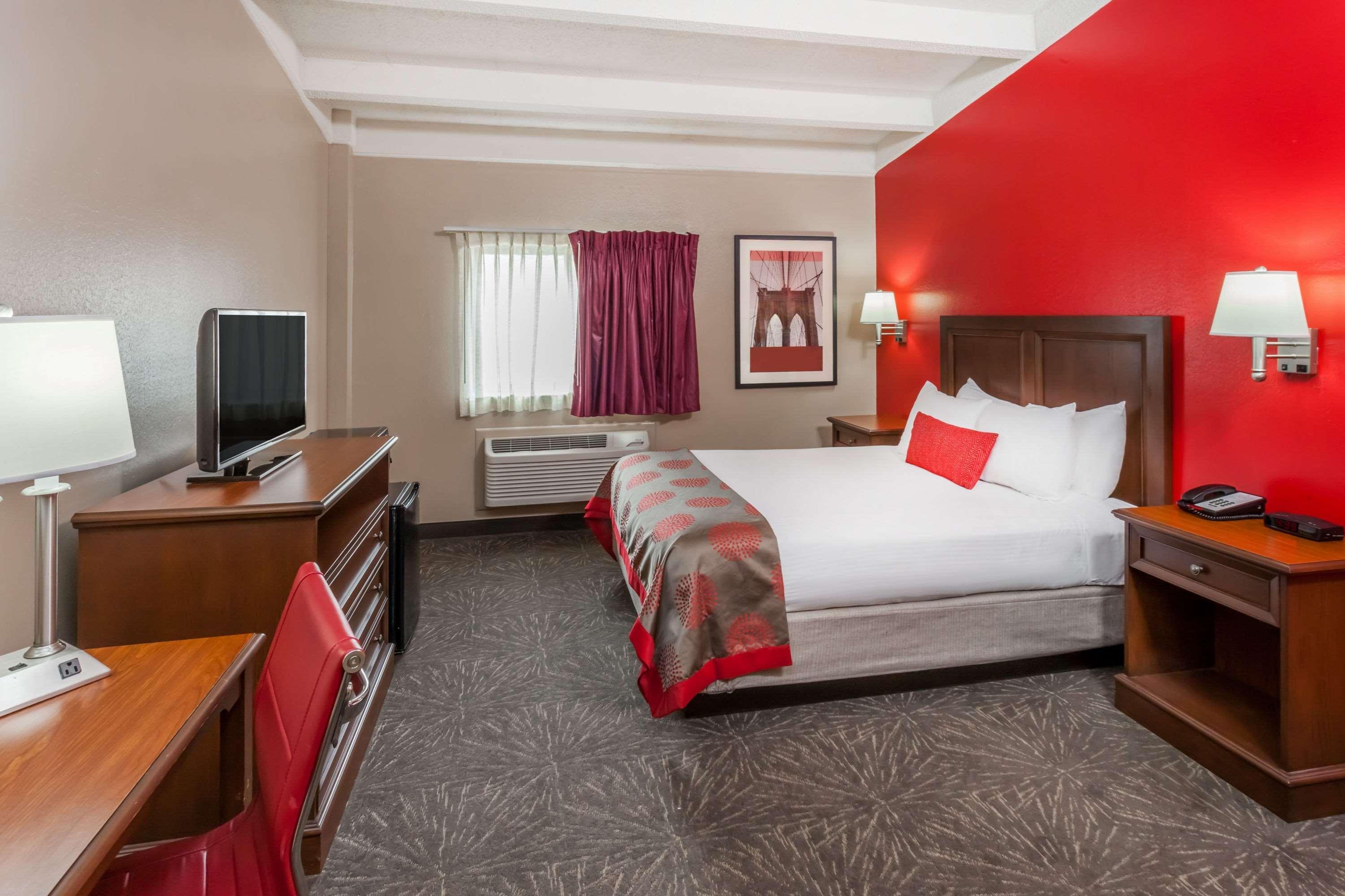 Ramada By Wyndham Hammond Hotel & Conference Center Exterior foto