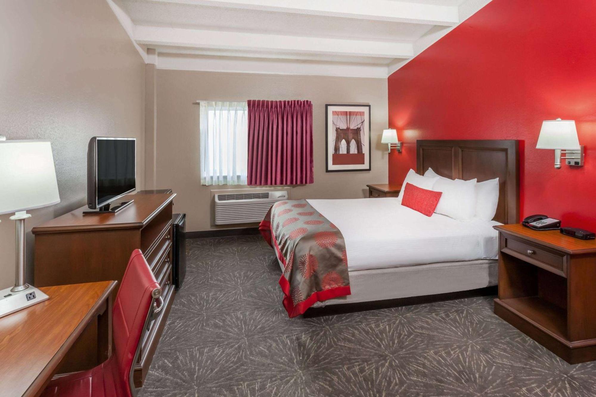Ramada By Wyndham Hammond Hotel & Conference Center Exterior foto