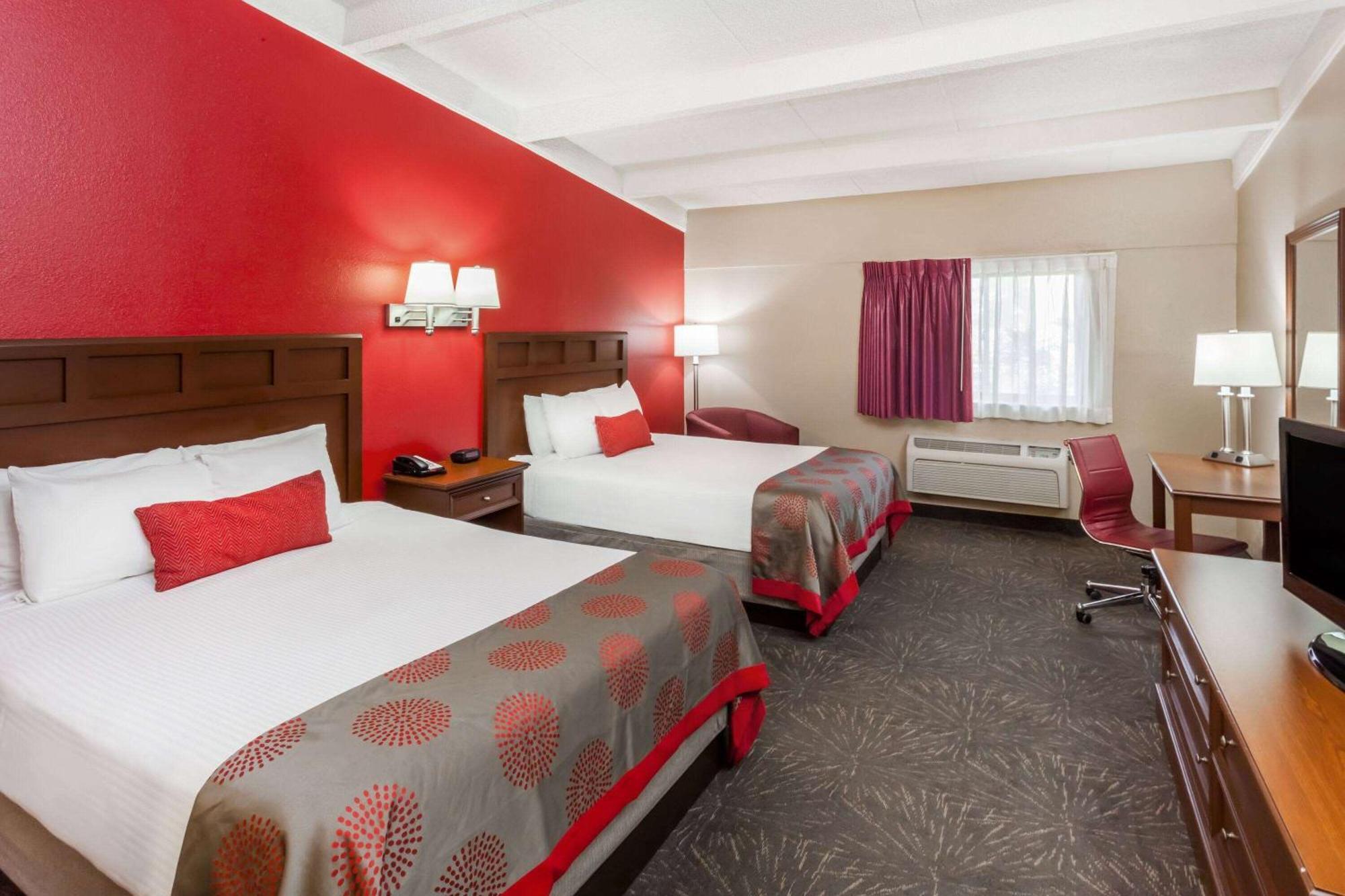 Ramada By Wyndham Hammond Hotel & Conference Center Exterior foto